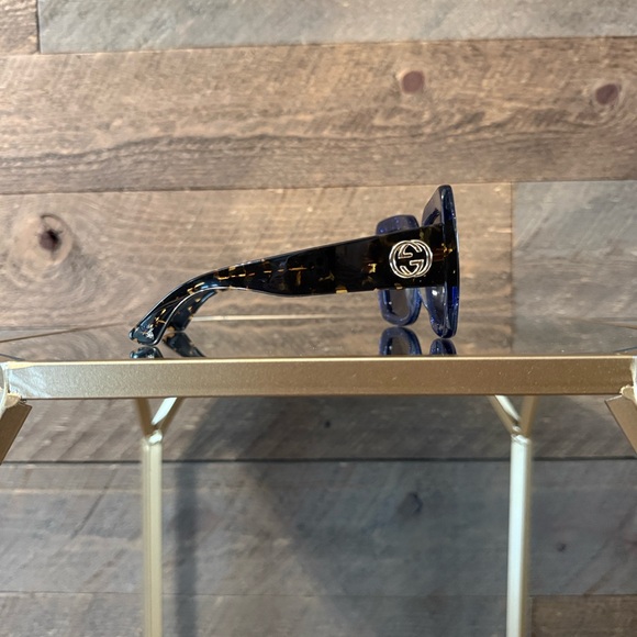 Gucci Oversized Square GG0083S Sunglasses Blue Glitter & Tortoise - Picture 5 of 10